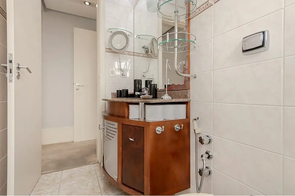 Foto 6 de Apartamento com 2 quartos à venda, 90m2 em Petrópolis, Porto Alegre - RS