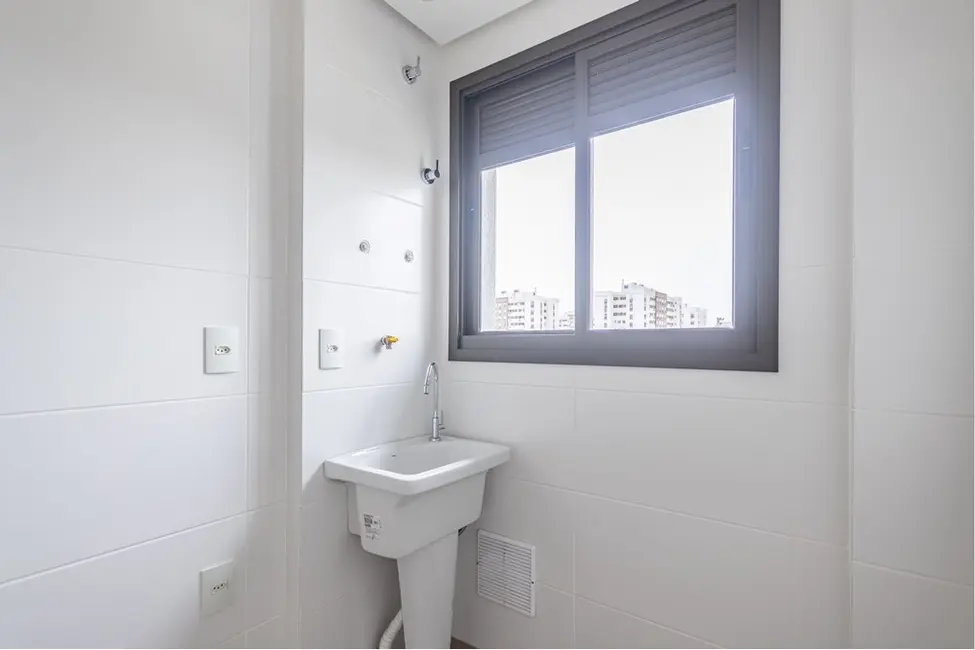 Apartamento com 2 quartos à venda, 64m2 em Passo da Areia, Porto Alegre - RS - imagem 7 Foto 7 de Apartamento com 2 quartos à venda, 64m2 em Passo da Areia, Porto Alegre - RS