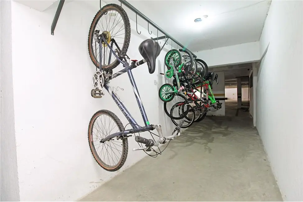 Apartamento com 1 quarto à venda, 50m2 em Jardim Botânico, Porto Alegre - RS - imagem 3 Foto 3 de Apartamento com 1 quarto à venda, 50m2 em Jardim Botânico, Porto Alegre - RS