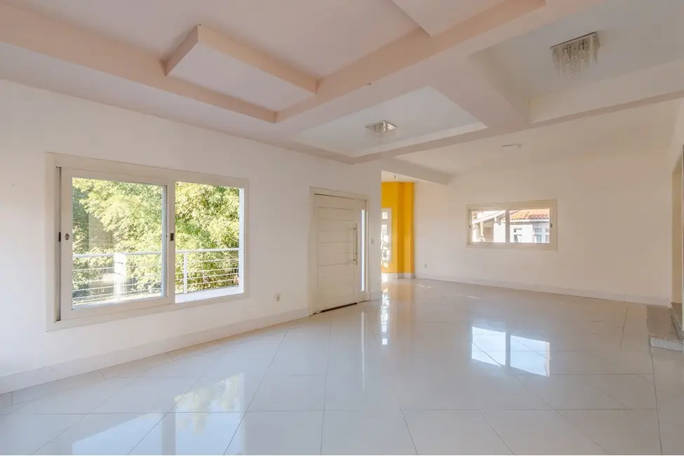 Casa de Condomínio com 3 quartos à venda, 310m2 em Elsa, Viamao - RS - imagem 4 Foto 4 de Casa de Condomínio com 3 quartos à venda, 310m2 em Elsa, Viamao - RS