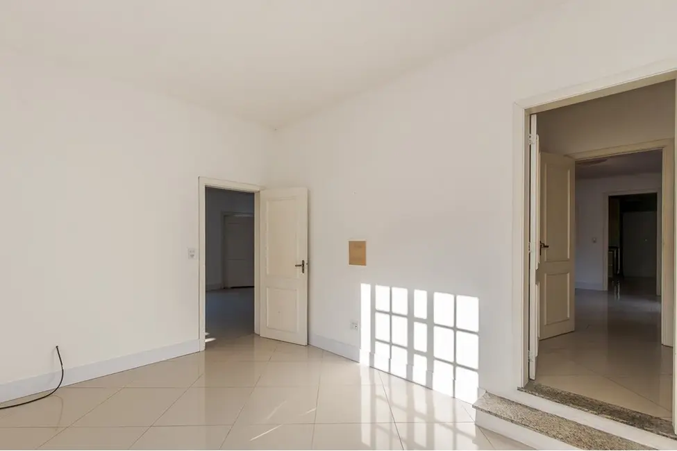 Casa de Condomínio com 3 quartos à venda, 310m2 em Elsa, Viamao - RS - imagem 8 Foto 8 de Casa de Condomínio com 3 quartos à venda, 310m2 em Elsa, Viamao - RS
