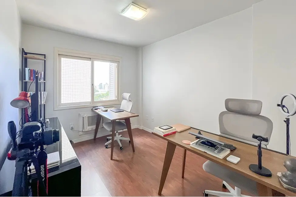 Apartamento com 2 quartos à venda, 78m2 em Centro, Canoas - RS - imagem 3 Foto 3 de Apartamento com 2 quartos à venda, 78m2 em Centro, Canoas - RS