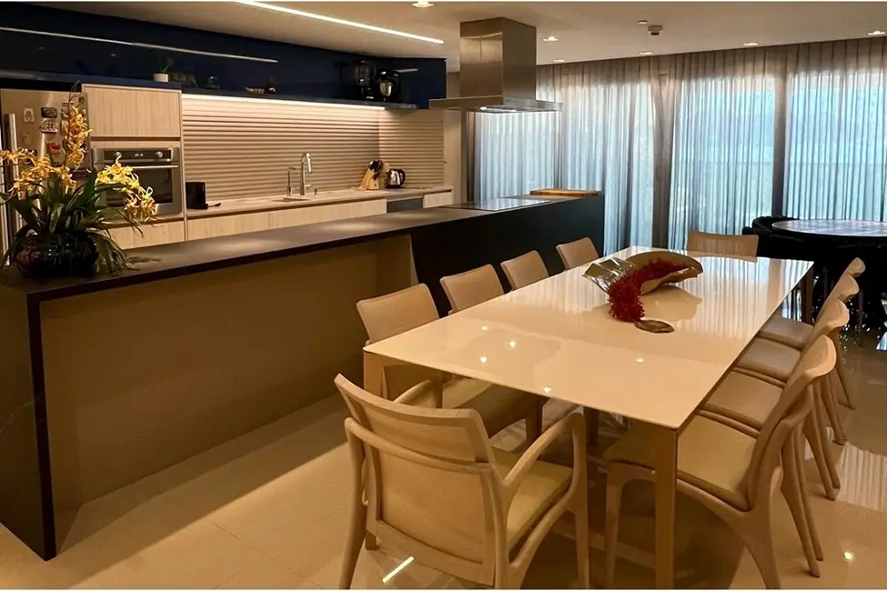 Foto 9 de Apartamento com 5 quartos à venda, 240m2 em Pioneiros, Balneario Camboriu - SC