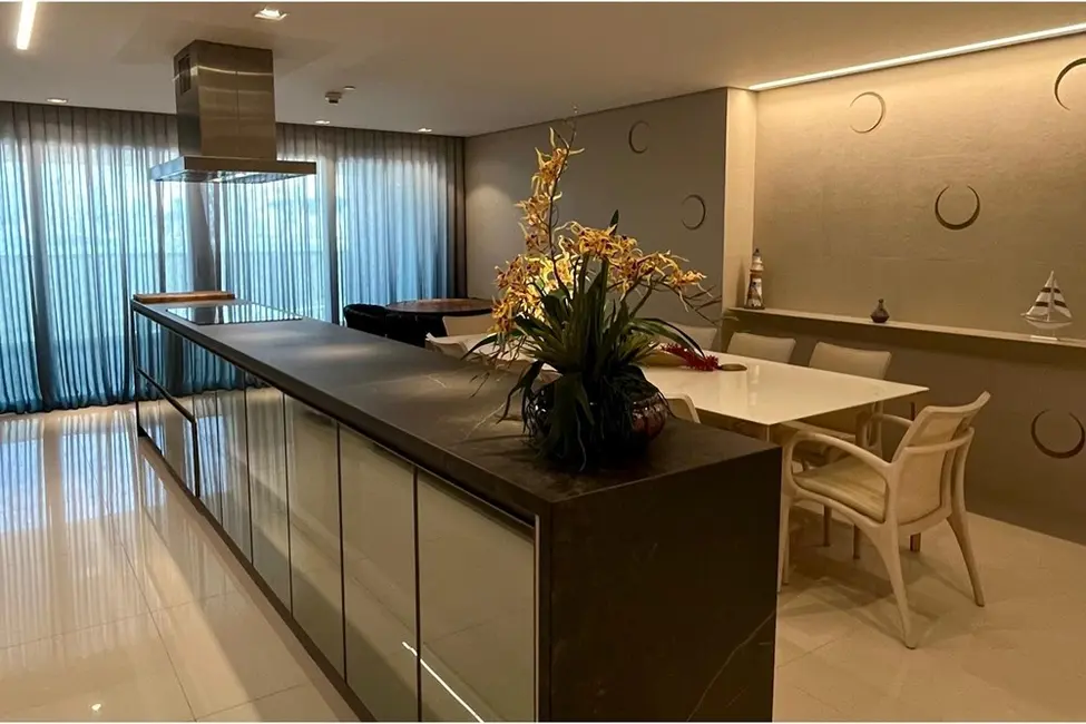 Foto 8 de Apartamento com 5 quartos à venda, 240m2 em Pioneiros, Balneario Camboriu - SC