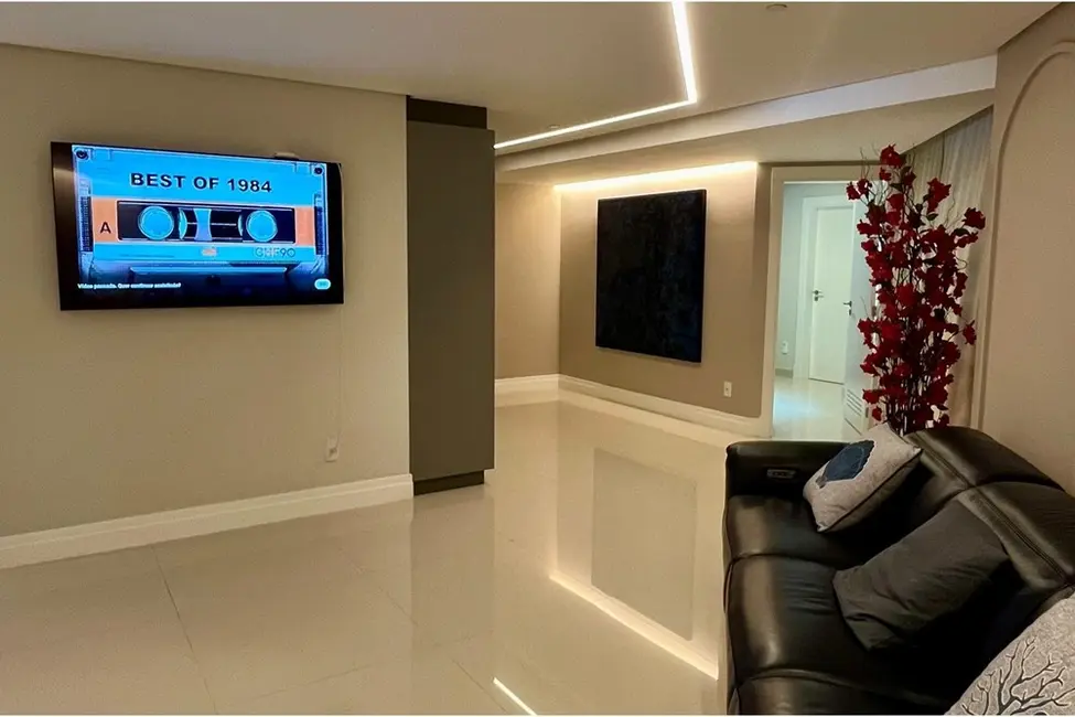 Foto 6 de Apartamento com 5 quartos à venda, 240m2 em Pioneiros, Balneario Camboriu - SC