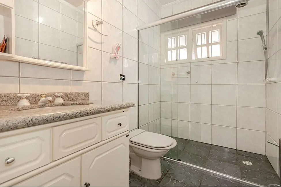 Foto 8 de Casa com 4 quartos à venda, 233m2 em Jardim Itu, Porto Alegre - RS