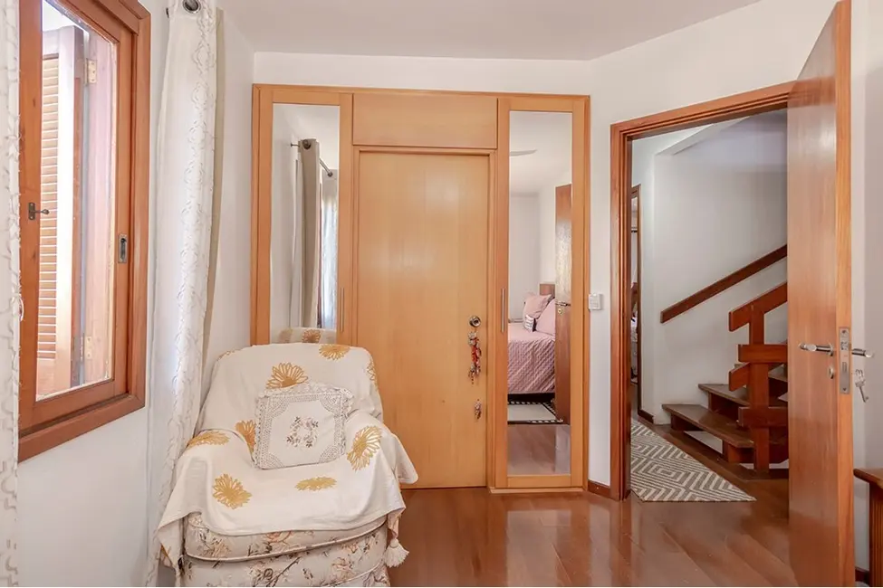 Foto 3 de Casa de Condomínio com 3 quartos à venda, 230m2 em Tristeza, Porto Alegre - RS