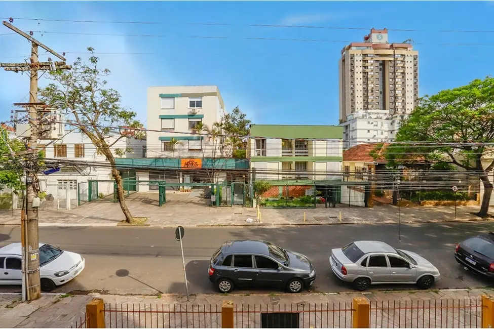 Foto 8 de Apartamento com 2 quartos à venda, 70m2 em Santana, Porto Alegre - RS