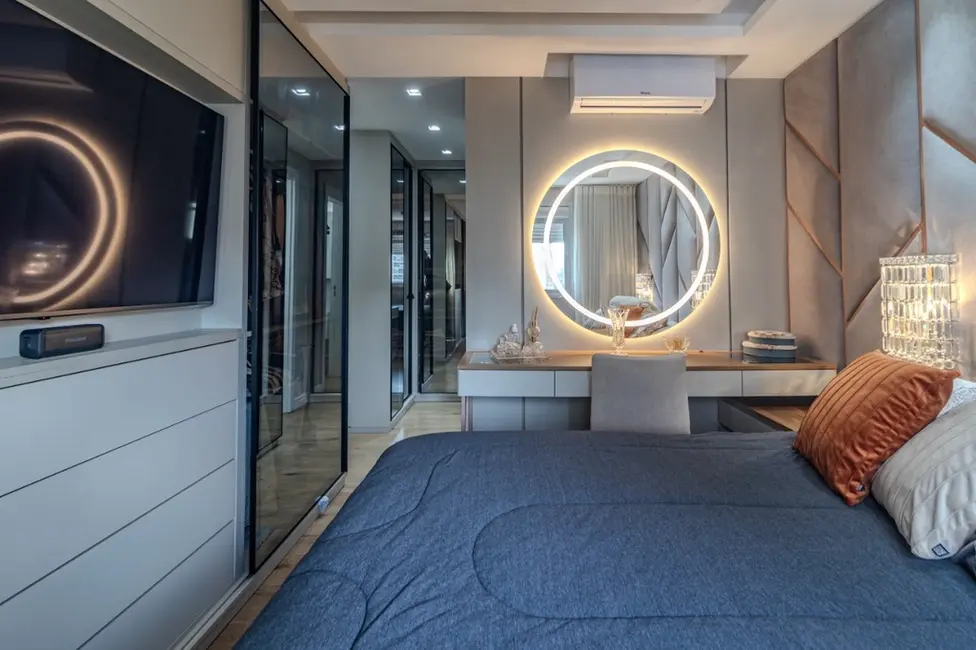 Apartamento com 3 quartos à venda, 127m2 em Porto Alegre - RS - imagem 2 Foto 2 de Apartamento com 3 quartos à venda, 127m2 em Porto Alegre - RS