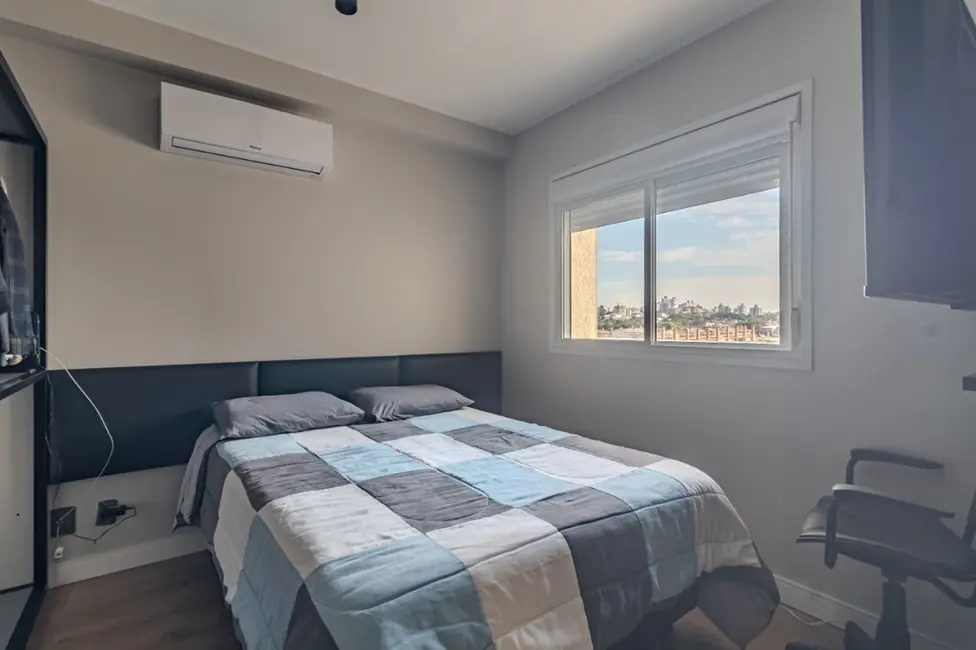 Apartamento com 3 quartos à venda, 127m2 em Porto Alegre - RS - imagem 4 Foto 4 de Apartamento com 3 quartos à venda, 127m2 em Porto Alegre - RS