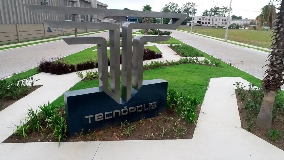 Foto 1 de Fazenda / Haras à venda, 825m2 em Anchieta, Porto Alegre - RS