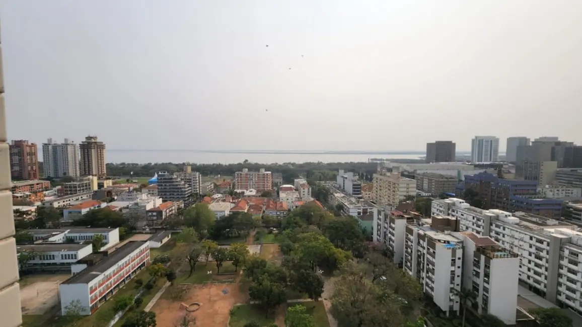 Foto 2 de Apartamento com 3 quartos à venda, 206m2 em Menino Deus, Porto Alegre - RS