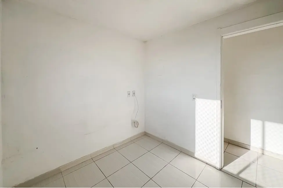 Apartamento com 2 quartos à venda, 43m2 em Mato Grande, Canoas - RS - imagem 9 Foto 9 de Apartamento com 2 quartos à venda, 43m2 em Mato Grande, Canoas - RS