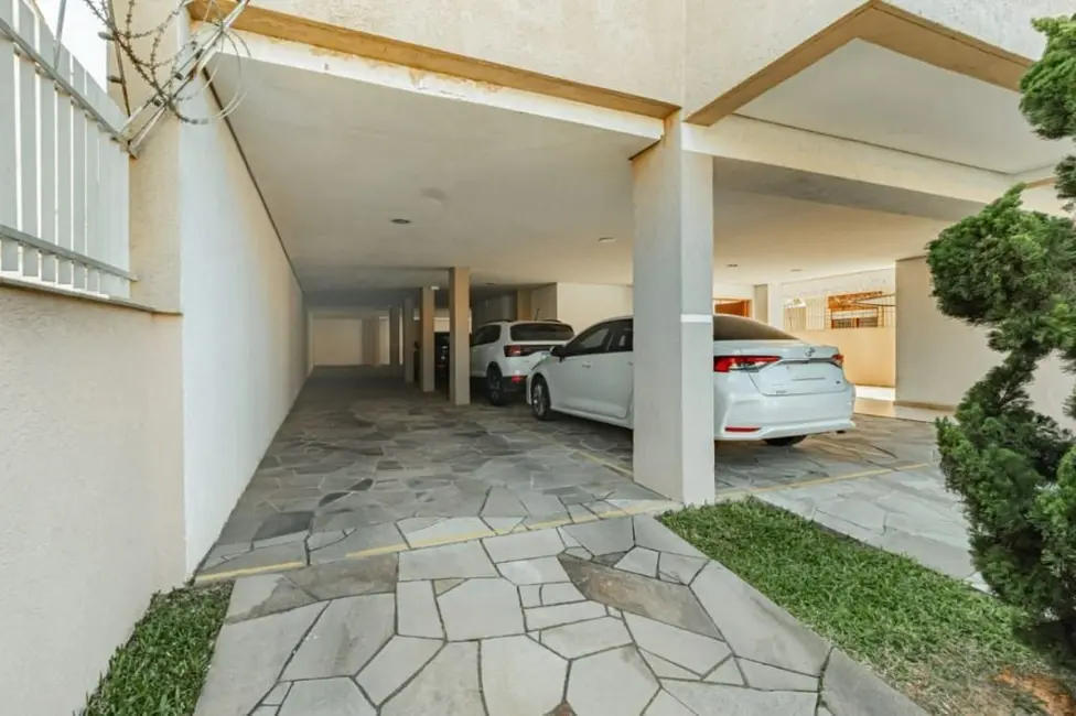 Foto 3 de Apartamento com 2 quartos à venda, 97m2 em Jardim Lindóia, Porto Alegre - RS