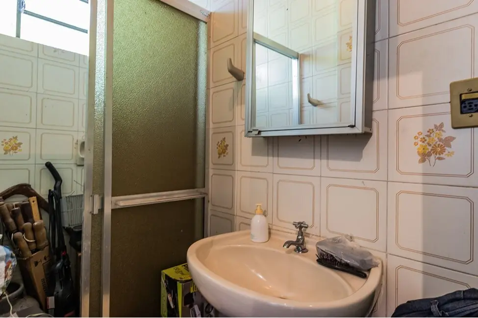 Foto 4 de Casa com 3 quartos à venda, 528m2 em Partenon, Porto Alegre - RS