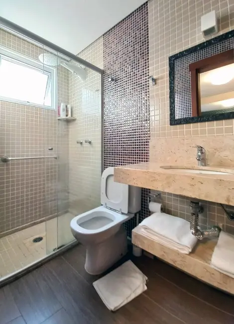 Foto 9 de Apartamento com 2 quartos à venda, 49m2 em Moinhos de Vento, Porto Alegre - RS