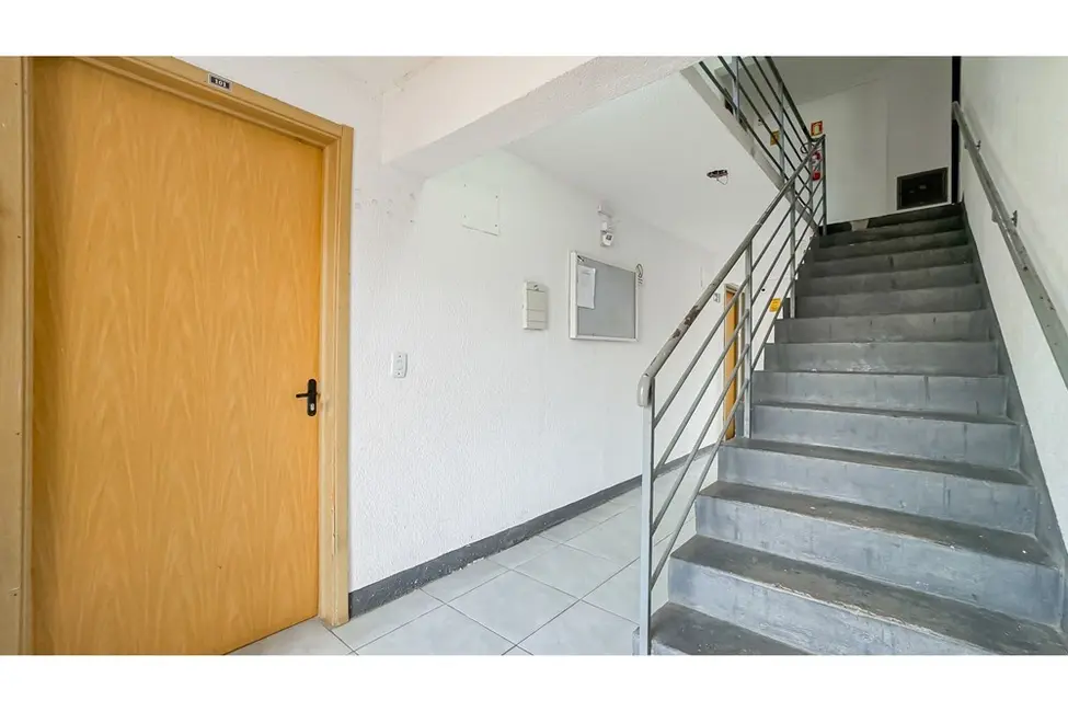 Foto 8 de Apartamento com 2 quartos à venda, 41m2 em Partenon, Porto Alegre - RS