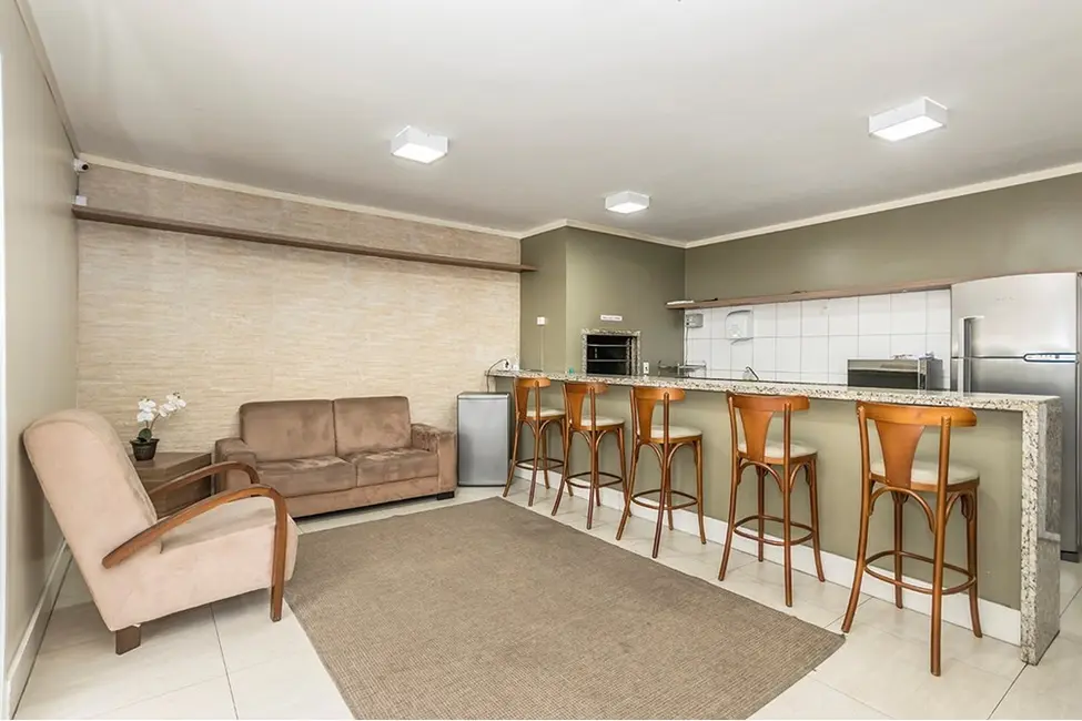 Foto 9 de Apartamento com 3 quartos à venda, 71m2 em Cavalhada, Porto Alegre - RS