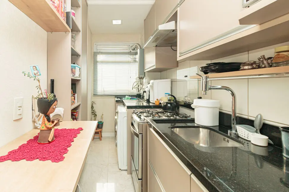 Apartamento com 2 quartos à venda, 57m2 em Sarandi, Porto Alegre - RS - imagem 6 Foto 6 de Apartamento com 2 quartos à venda, 57m2 em Sarandi, Porto Alegre - RS