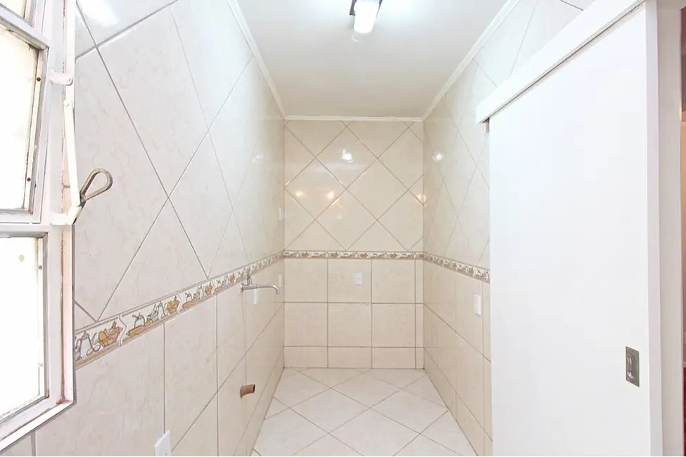 Apartamento com 1 quarto à venda, 47m2 em Centro Histórico, Porto Alegre - RS - imagem 9 Foto 9 de Apartamento com 1 quarto à venda, 47m2 em Centro Histórico, Porto Alegre - RS