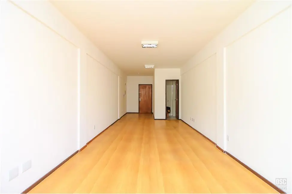 Foto 2 de Sala Comercial à venda, 38m2 em Floresta, Porto Alegre - RS