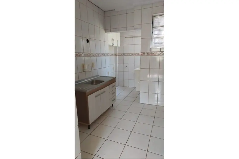 Apartamento com 2 quartos à venda, 53m2 em Santo Antônio, Porto Alegre - RS - imagem 4 Foto 4 de Apartamento com 2 quartos à venda, 53m2 em Santo Antônio, Porto Alegre - RS