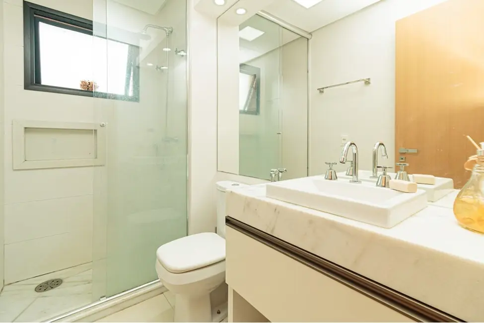 Apartamento com 3 quartos à venda, 103m2 em Passo da Areia, Porto Alegre - RS - imagem 7 Foto 7 de Apartamento com 3 quartos à venda, 103m2 em Passo da Areia, Porto Alegre - RS