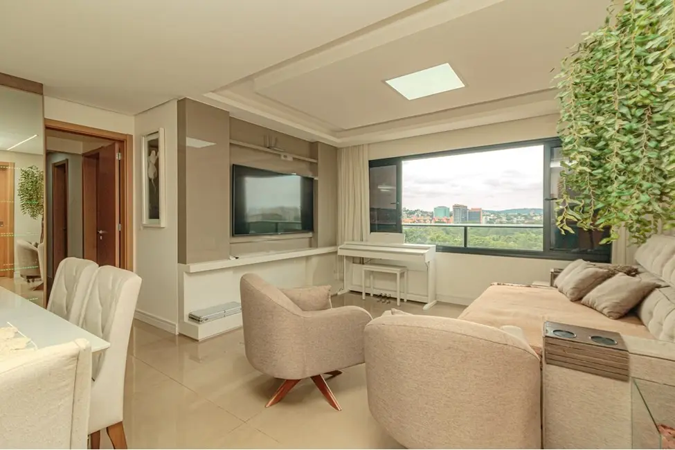 Apartamento com 3 quartos à venda, 103m2 em Passo da Areia, Porto Alegre - RS - imagem 1 Foto 1 de Apartamento com 3 quartos à venda, 103m2 em Passo da Areia, Porto Alegre - RS