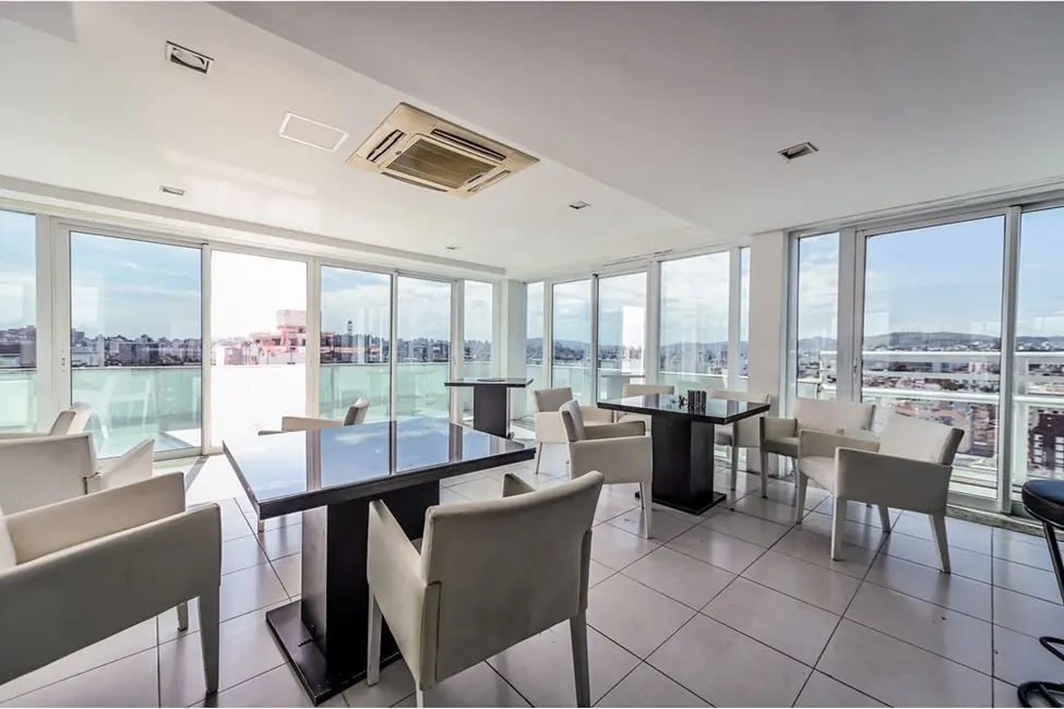 Apartamento com 1 quarto à venda, 49m2 em Centro Histórico, Porto Alegre - RS - imagem 7 Foto 7 de Apartamento com 1 quarto à venda, 49m2 em Centro Histórico, Porto Alegre - RS