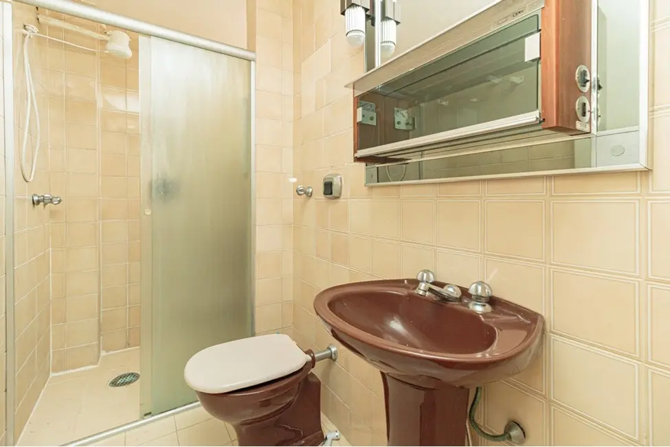 Foto 6 de Apartamento com 1 quarto à venda, 39m2 em Passo da Areia, Porto Alegre - RS