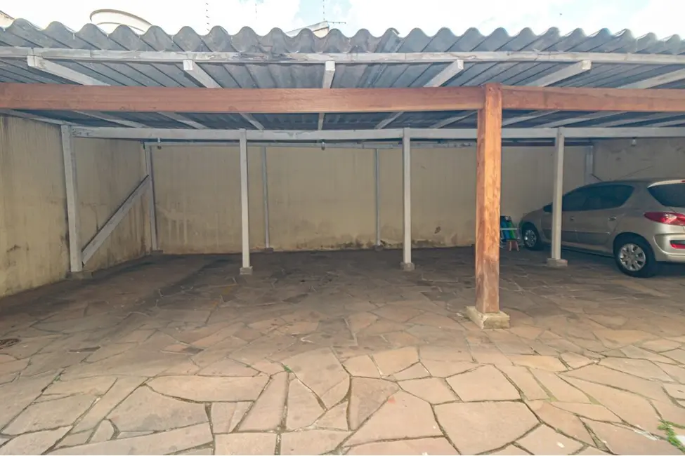 Foto 4 de Apartamento com 1 quarto à venda, 39m2 em Passo da Areia, Porto Alegre - RS