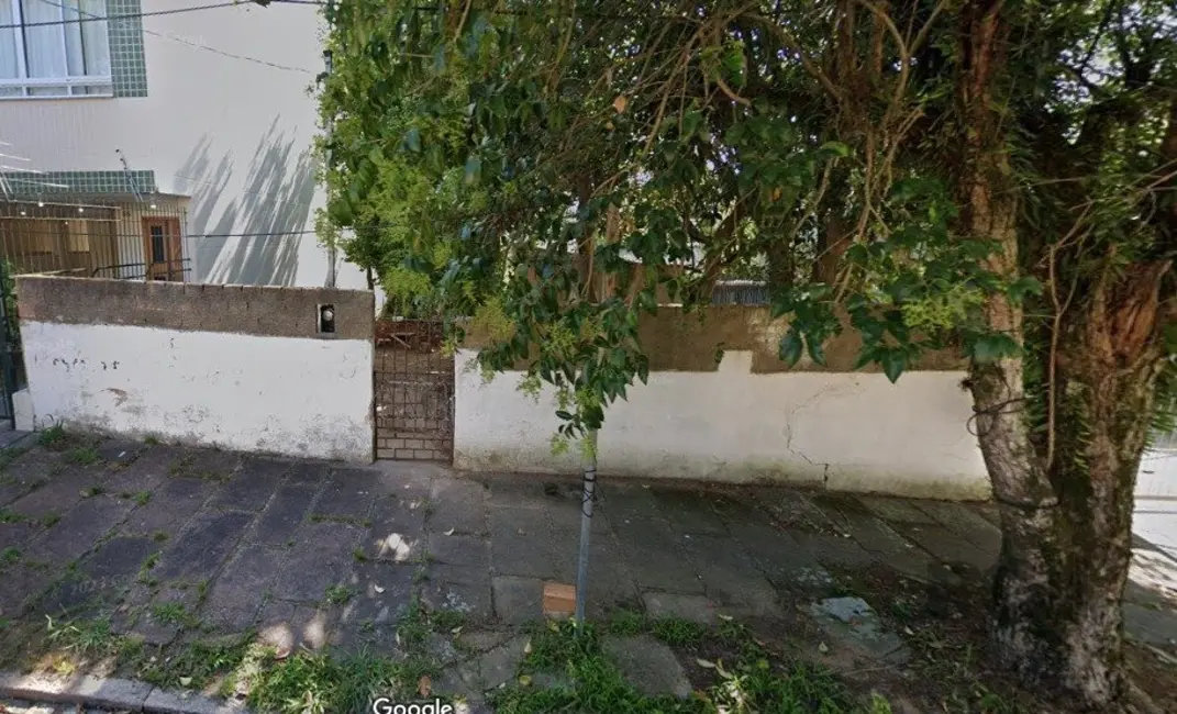 Foto 4 de Terreno / Lote à venda, 304m2 em Vila Ipiranga, Porto Alegre - RS