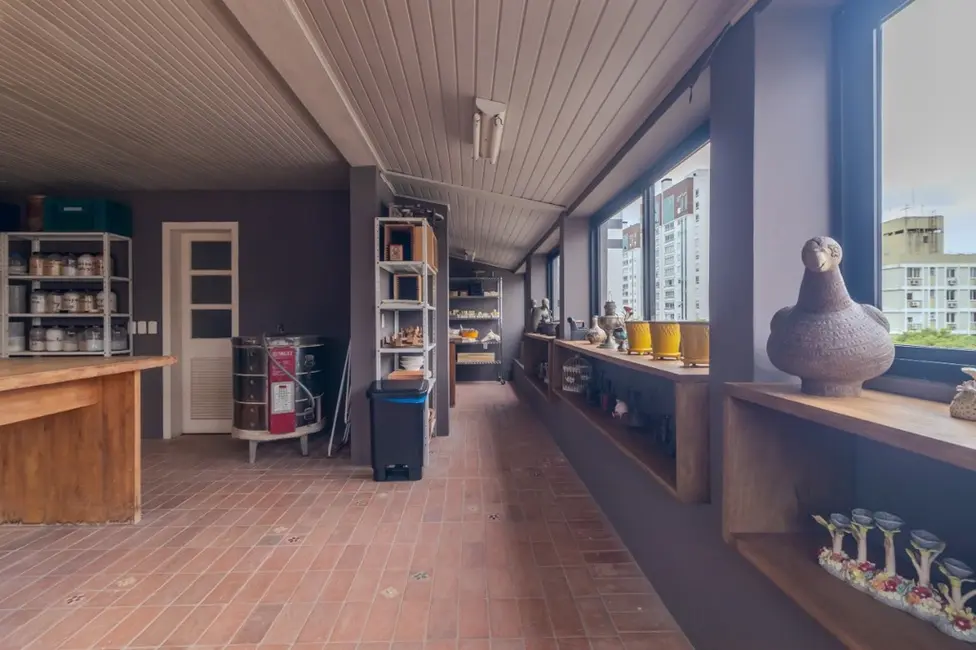 Cobertura com 3 quartos à venda, 191m2 em Moinhos de Vento, Porto Alegre - RS - imagem 4 Foto 4 de Cobertura com 3 quartos à venda, 191m2 em Moinhos de Vento, Porto Alegre - RS