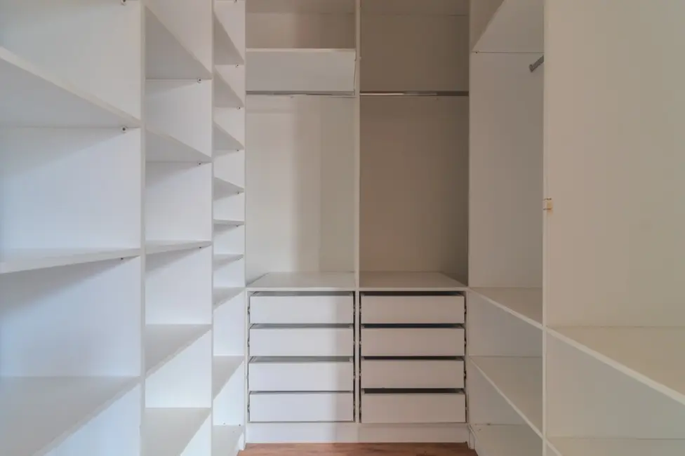 Casa com 3 quartos à venda, 160m2 em Floresta, Porto Alegre - RS - imagem 9 Foto 9 de Casa com 3 quartos à venda, 160m2 em Floresta, Porto Alegre - RS