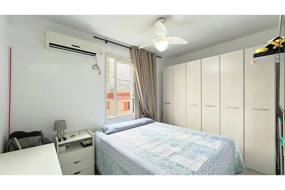 Foto 2 de Apartamento com 3 quartos à venda, 65m2 em Partenon, Porto Alegre - RS