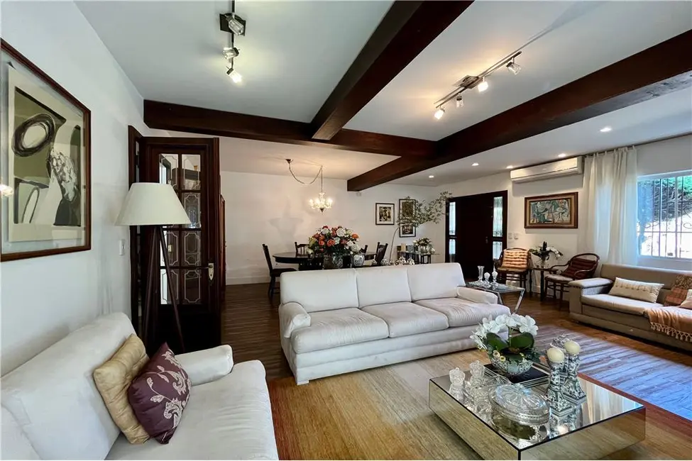 Foto 1 de Casa com 3 quartos à venda, 300m2 em Jardim Carvalho, Porto Alegre - RS