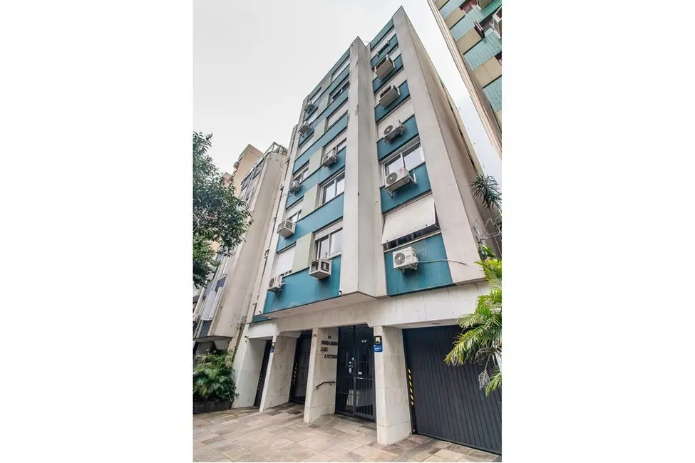 Apartamento com 3 quartos à venda, 109m2 em Centro Histórico, Porto Alegre - RS - imagem 4 Foto 4 de Apartamento com 3 quartos à venda, 109m2 em Centro Histórico, Porto Alegre - RS