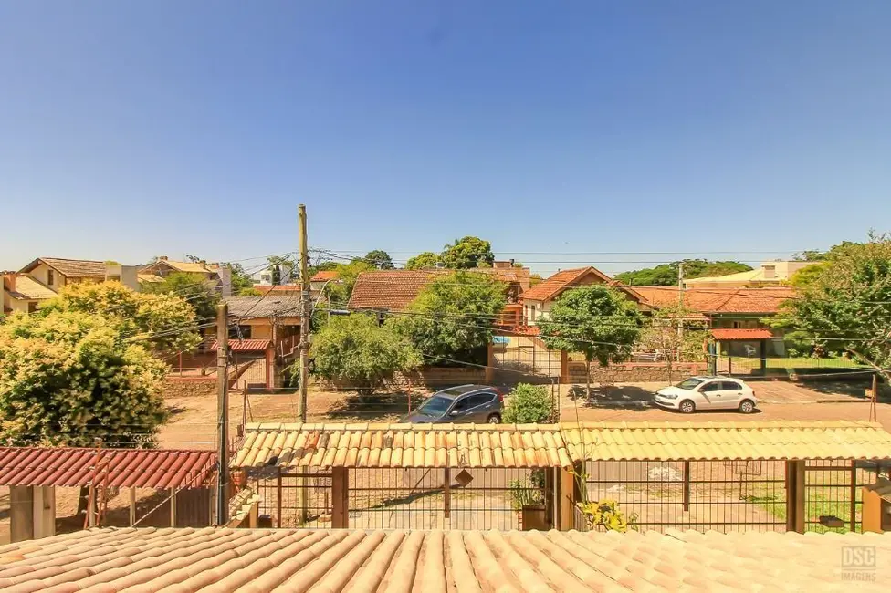 Casa com 3 quartos à venda, 198m2 em Cavalhada, Porto Alegre - RS - imagem 3 Foto 3 de Casa com 3 quartos à venda, 198m2 em Cavalhada, Porto Alegre - RS