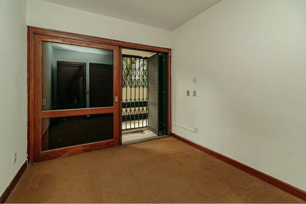 Foto 4 de Apartamento com 3 quartos à venda, 135m2 em Moinhos de Vento, Porto Alegre - RS