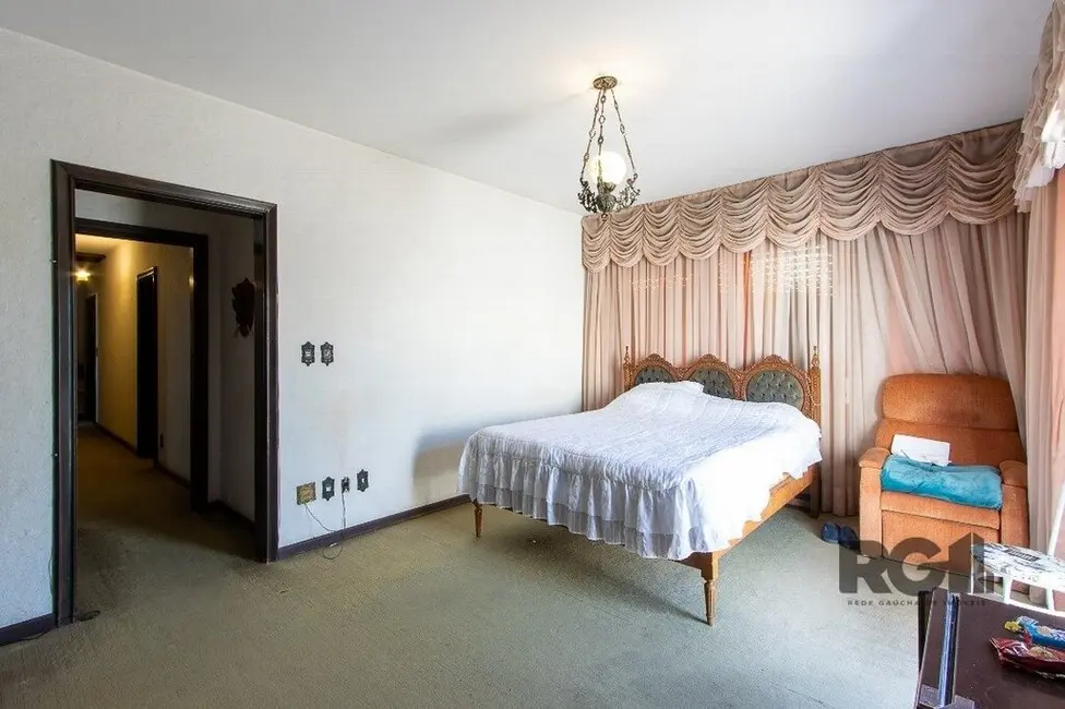 Casa com 3 quartos à venda, 580m2 em Santa Tereza, Porto Alegre - RS - imagem 6 Foto 6 de Casa com 3 quartos à venda, 580m2 em Santa Tereza, Porto Alegre - RS