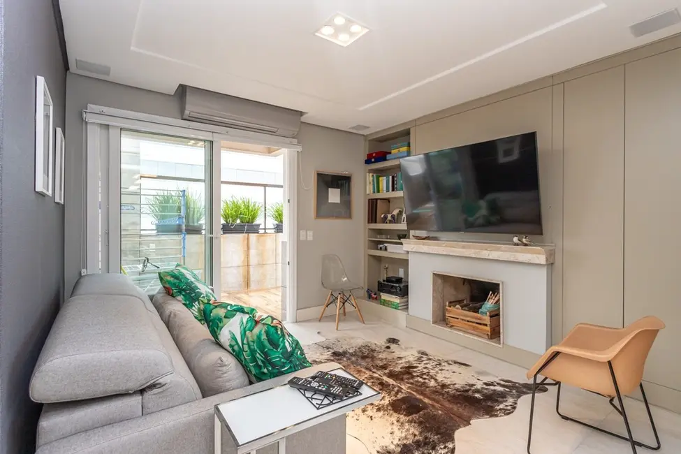 Foto 4 de Cobertura com 3 quartos à venda, 220m2 em Chácara das Pedras, Porto Alegre - RS