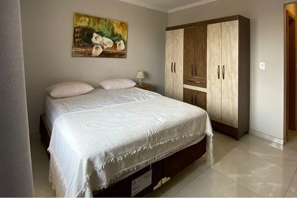 Foto 7 de Apartamento com 2 quartos à venda, 114m2 em Bombinhas - SC