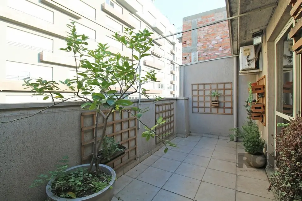 Cobertura com 2 quartos à venda, 133m2 em Centro Histórico, Porto Alegre - RS - imagem 6 Foto 6 de Cobertura com 2 quartos à venda, 133m2 em Centro Histórico, Porto Alegre - RS