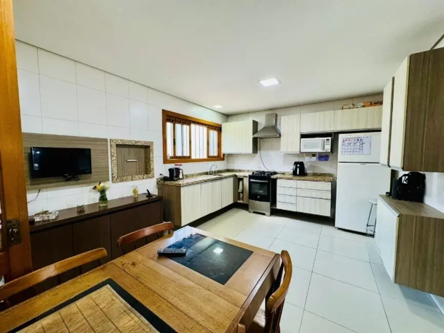 Foto 1 de Casa de Condomínio com 3 quartos à venda, 140m2 em Passo das Pedras, Porto Alegre - RS