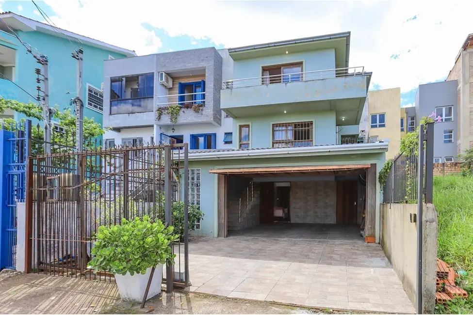 Foto 4 de Casa com 3 quartos à venda, 185m2 em Hípica, Porto Alegre - RS