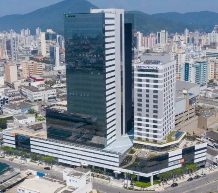 Foto 1 de Sala Comercial à venda, 733m2 em Centro, Itajai - SC