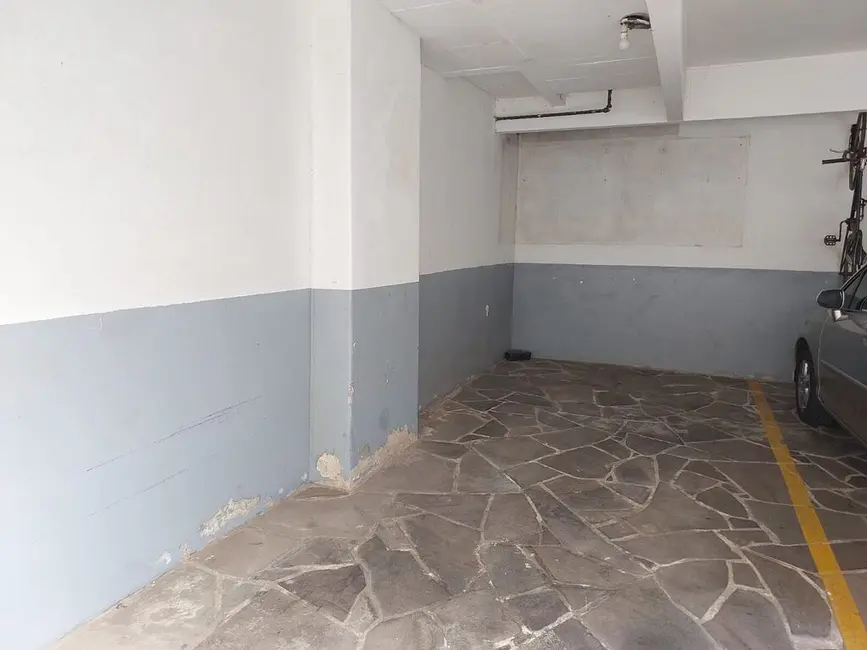 Apartamento com 1 quarto à venda, 42m2 em Centro Histórico, Porto Alegre - RS - imagem 3 Foto 3 de Apartamento com 1 quarto à venda, 42m2 em Centro Histórico, Porto Alegre - RS