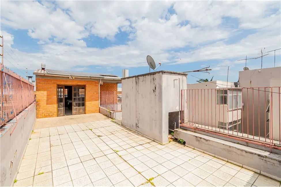 Foto 4 de Prédio Inteiro à venda, 350m2 em Santa Maria Goretti, Porto Alegre - RS