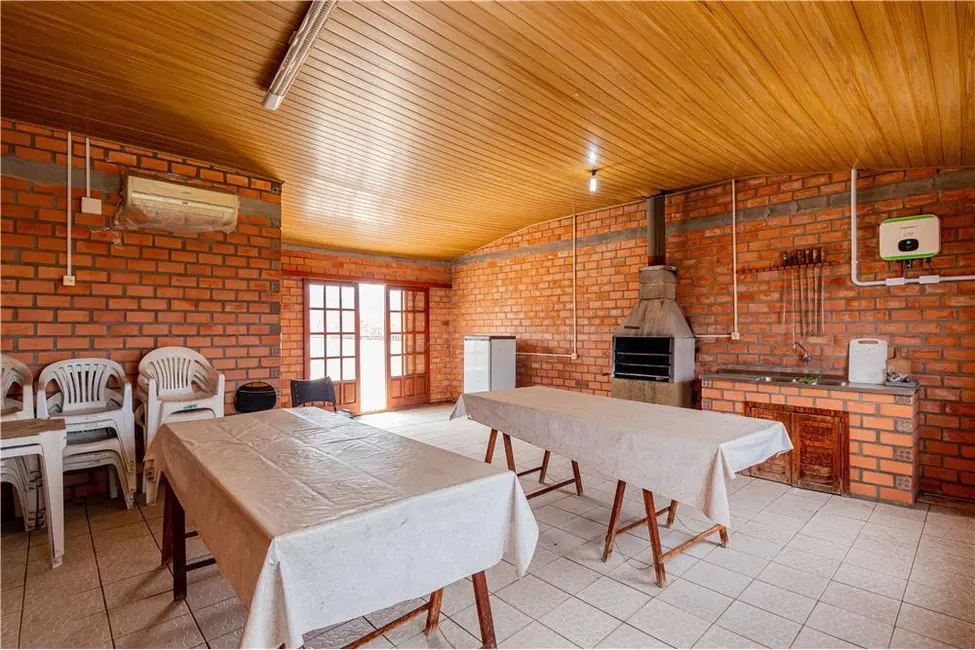 Foto 3 de Prédio Inteiro à venda, 350m2 em Santa Maria Goretti, Porto Alegre - RS