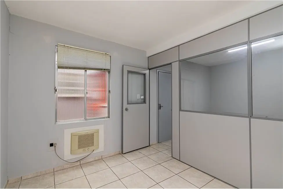 Foto 2 de Prédio Inteiro à venda, 350m2 em Santa Maria Goretti, Porto Alegre - RS